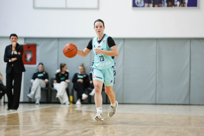 Вторая сотня от женской команды!